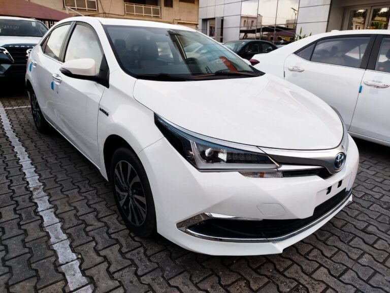Corolla_Hybrid